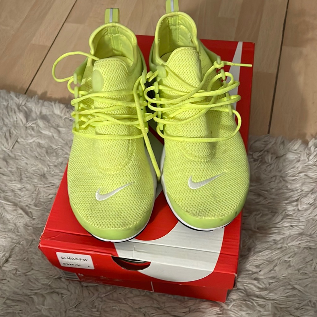 Womens Nike Presto
